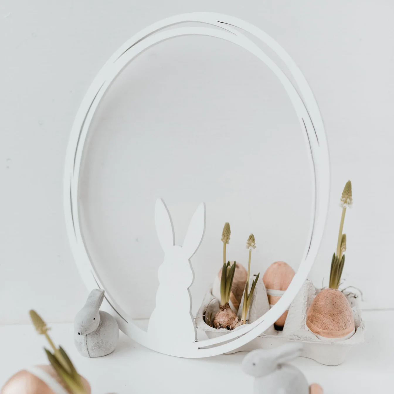 Holzkranz Hase weiß