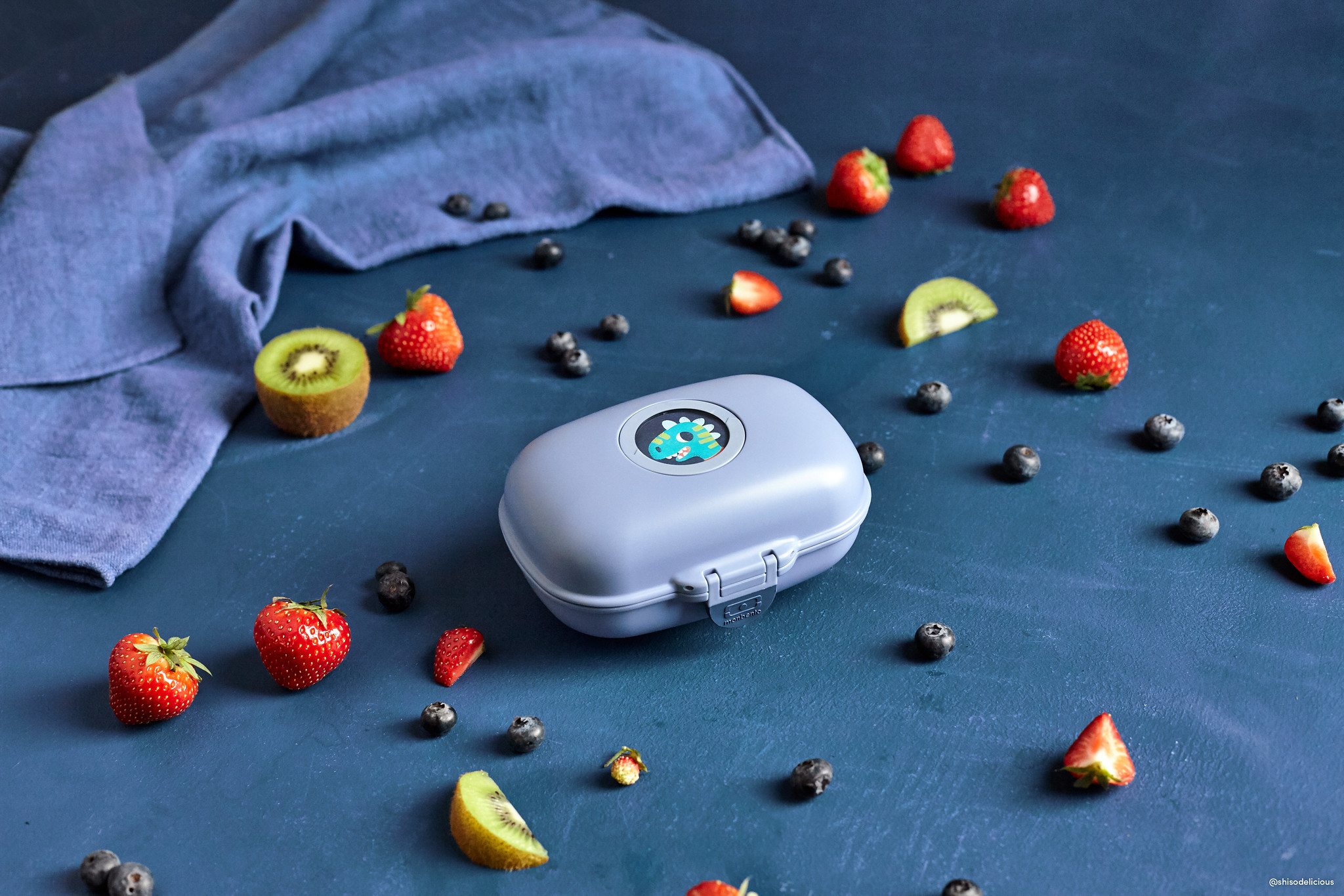 Kinder Brotdose "MB Gram blue Infinity"