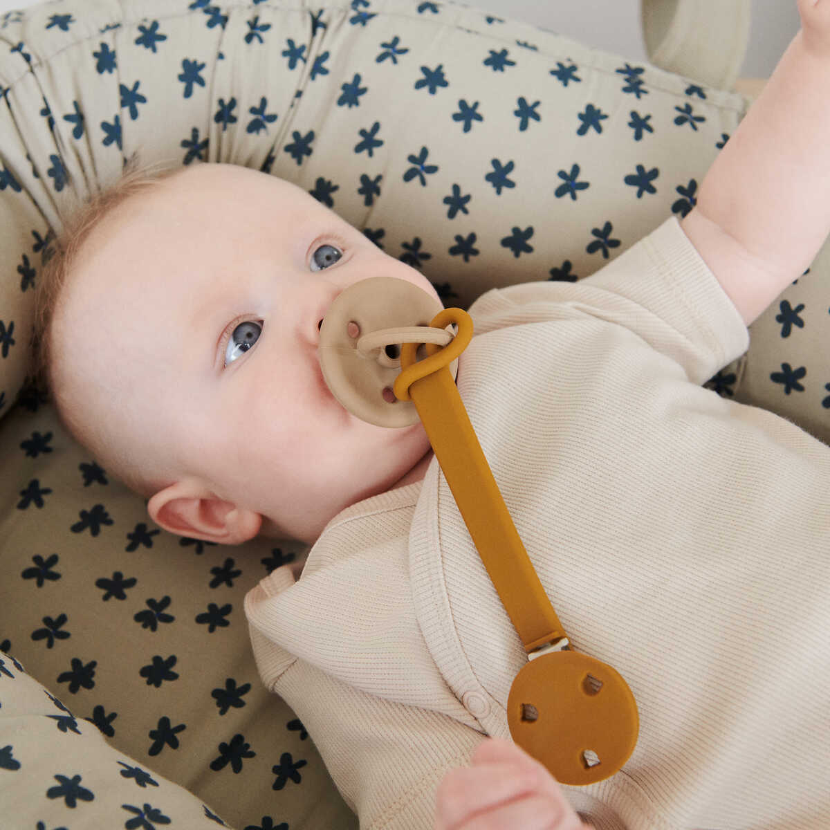 Schnullerkette "Willow pacifier strap" golden caramel/ sandy mix 2er-Set