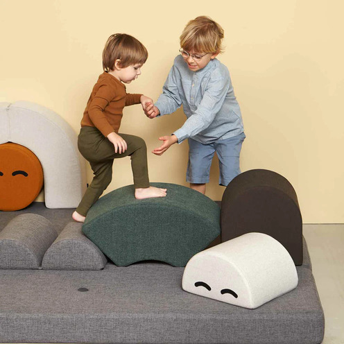 Kinder-Pouf "KK Mr. Half Circle Face"